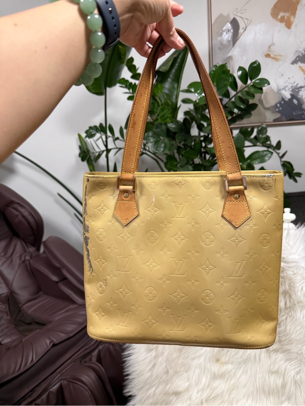 Authentic Louis Vuitton Yellow Monogram Vernis Shoulder Tote